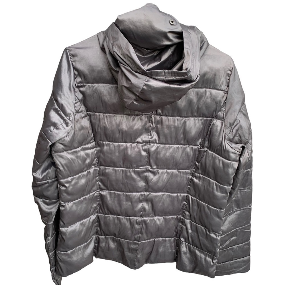 A New Approach Packable Hooded Jacket Size Large - Picture 1 of 5